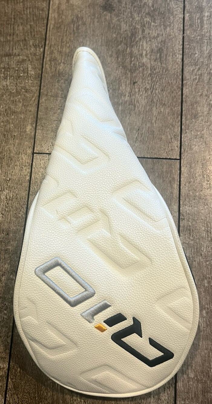 TaylorMade Qi10 Golf Driver Headcover